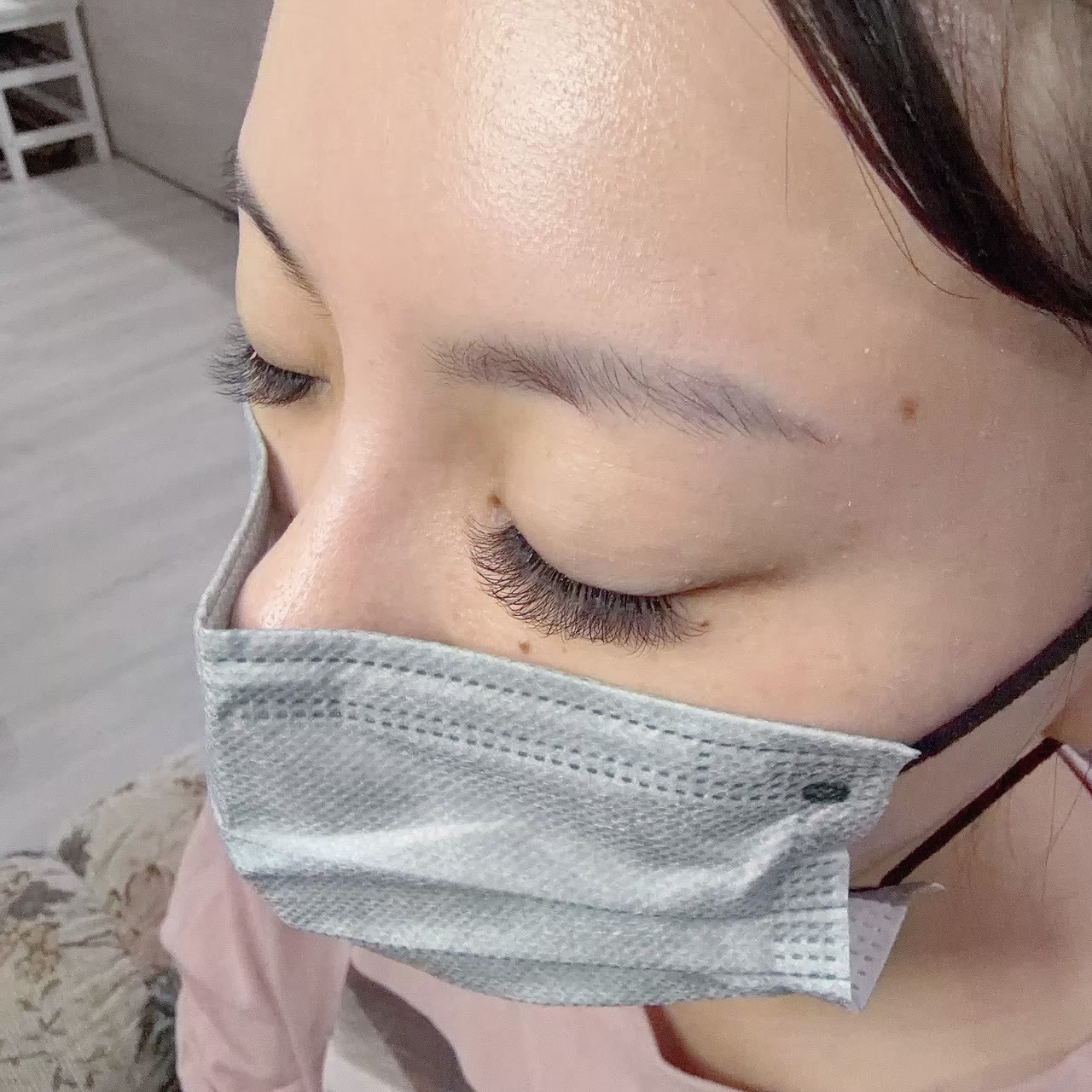 台南永康接睫毛 暐恩極緻美學沙龍 閉眼近看，根根分開沒有黏成一束