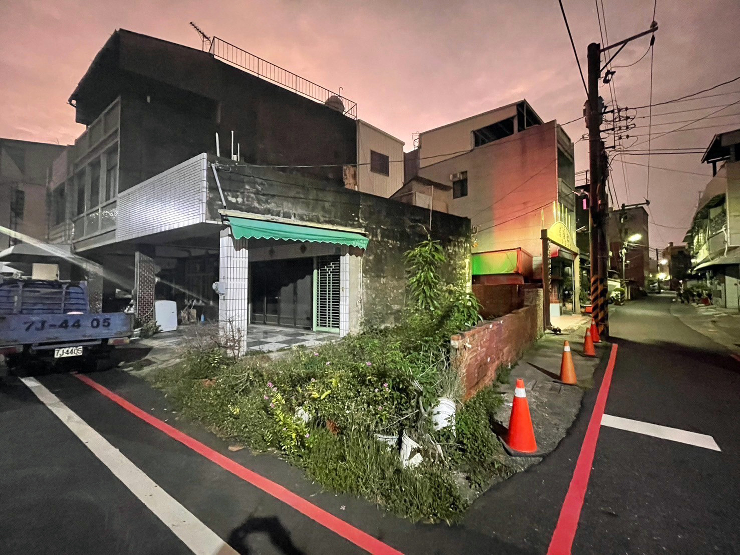 翻修前的老屋外觀
