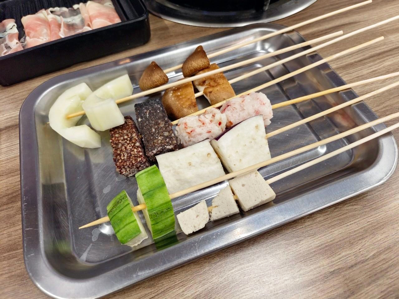 鍋內食材煮開