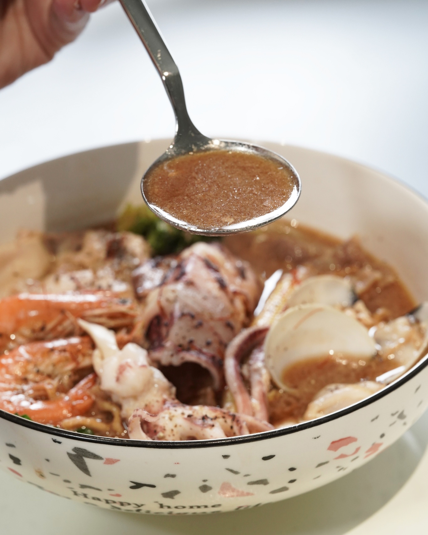 味噌湯頭與多樣食材