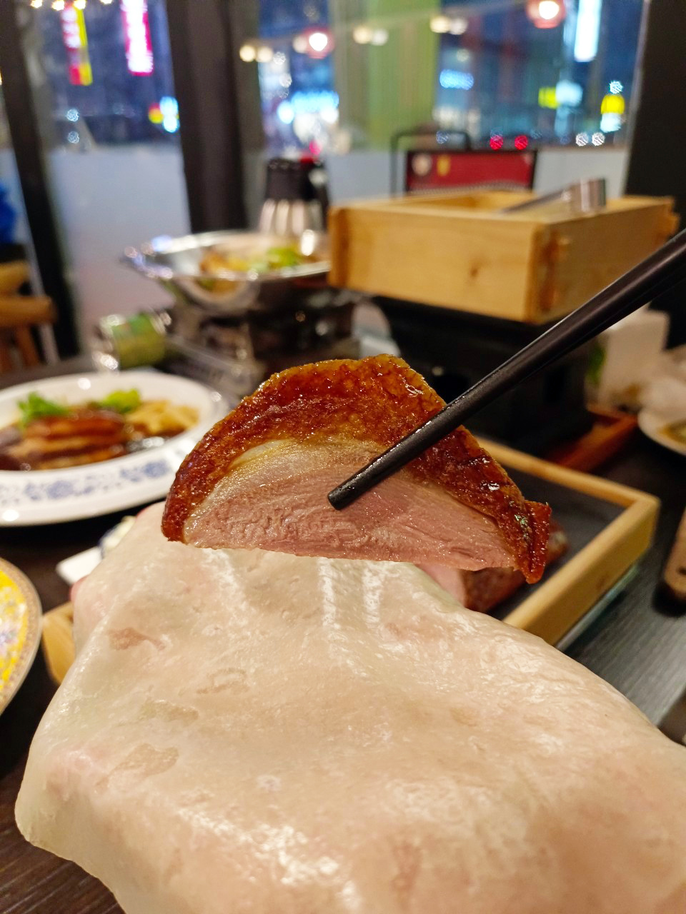 荷葉餅包片皮鴨