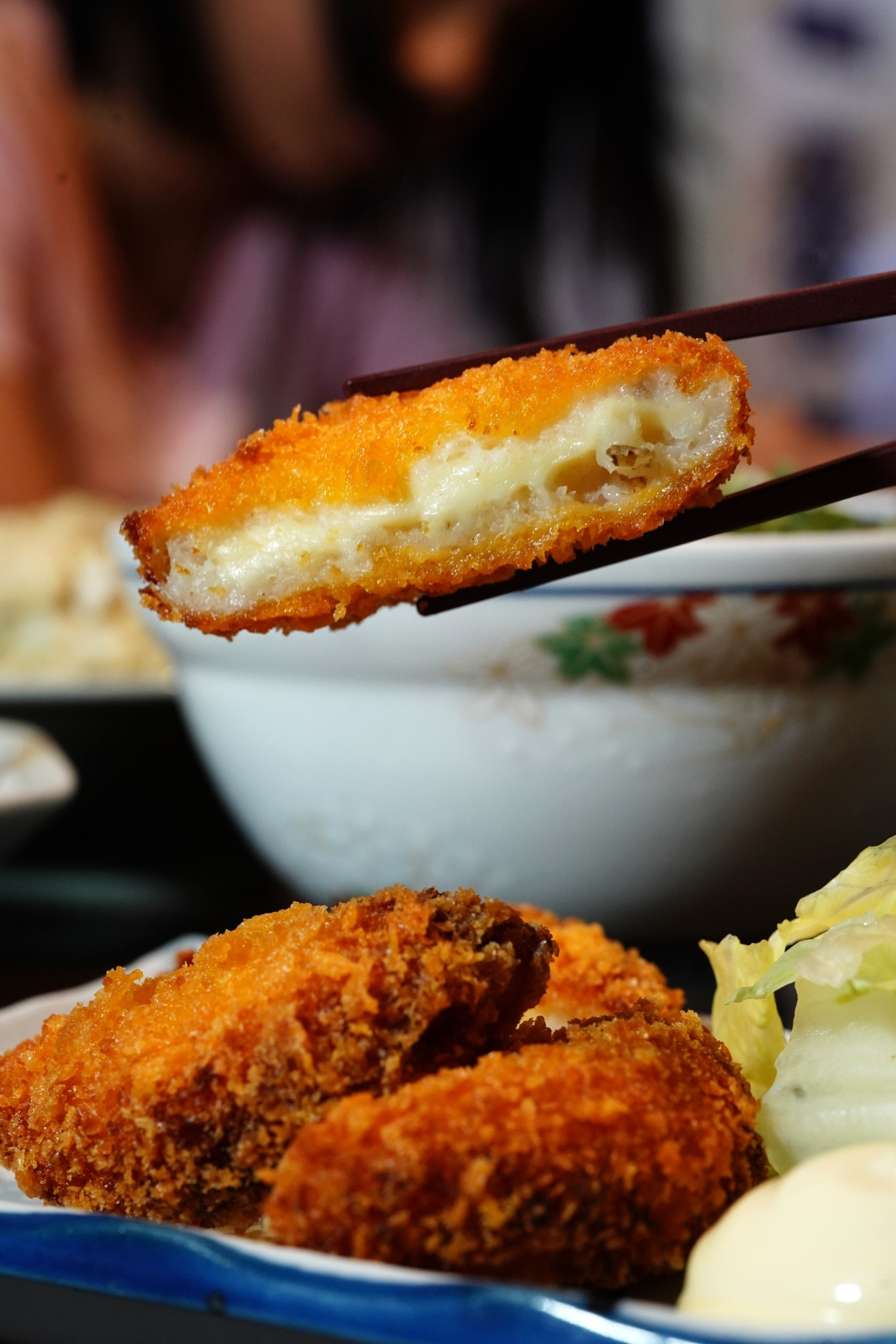 起司可樂餅的外酥內軟