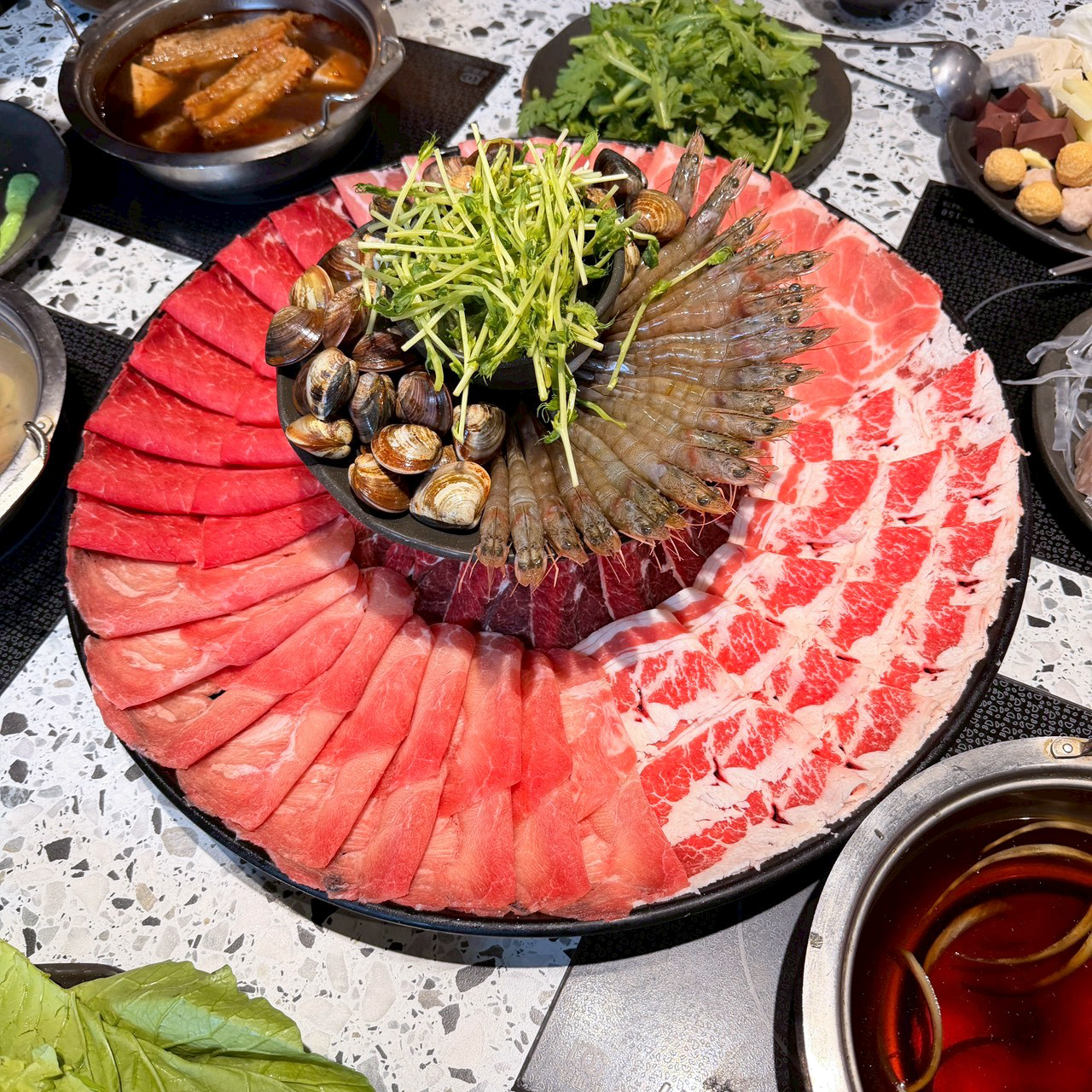 慶生的滿桌大餐