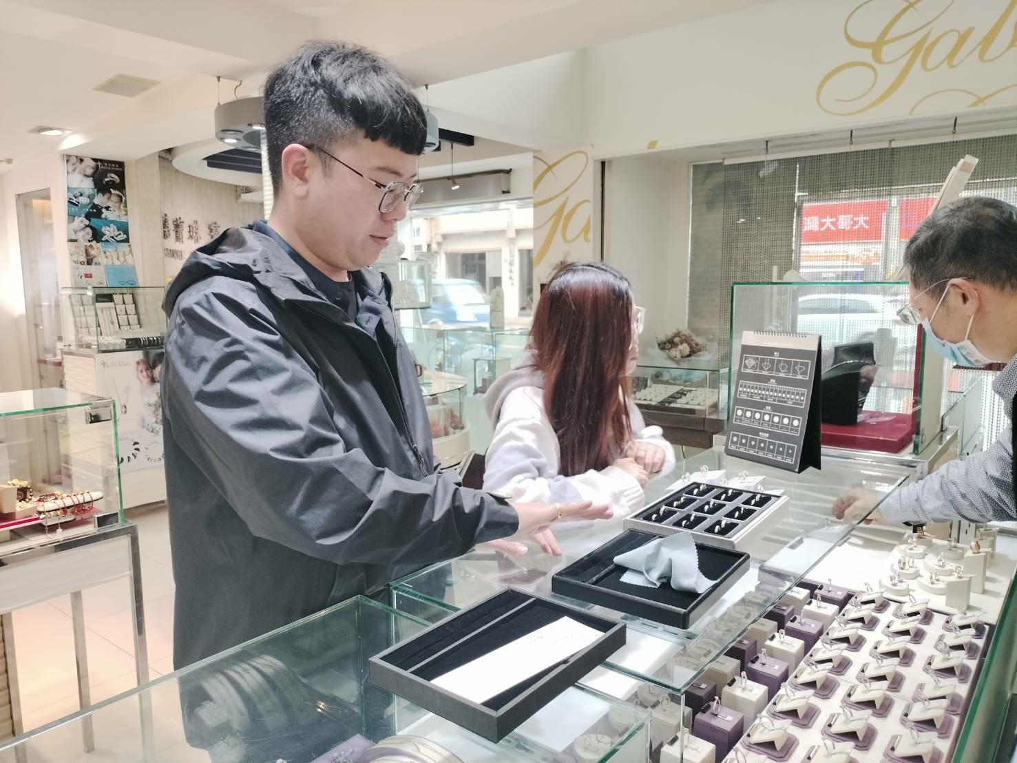 細緻款與大氣款的對比