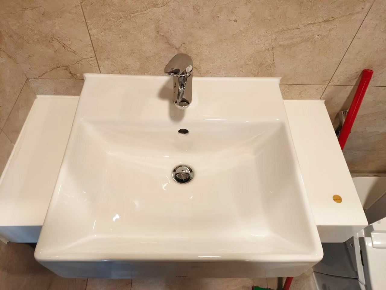 洗手台與水龍頭