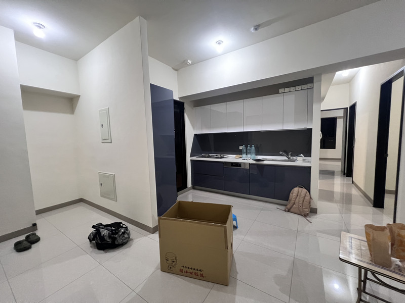 高雄室內設計 施工前建商開放式廚房