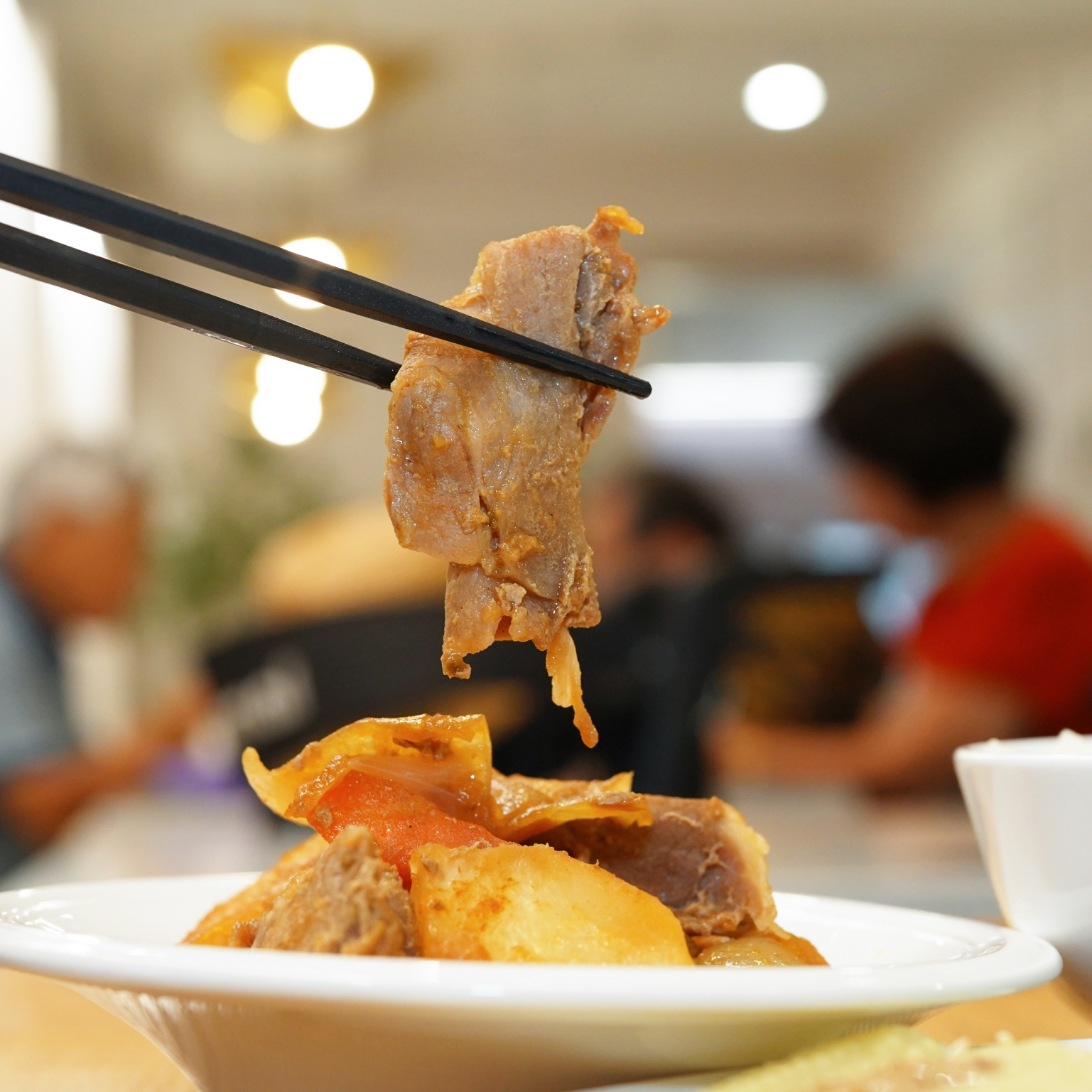 燉到鬆軟的肉