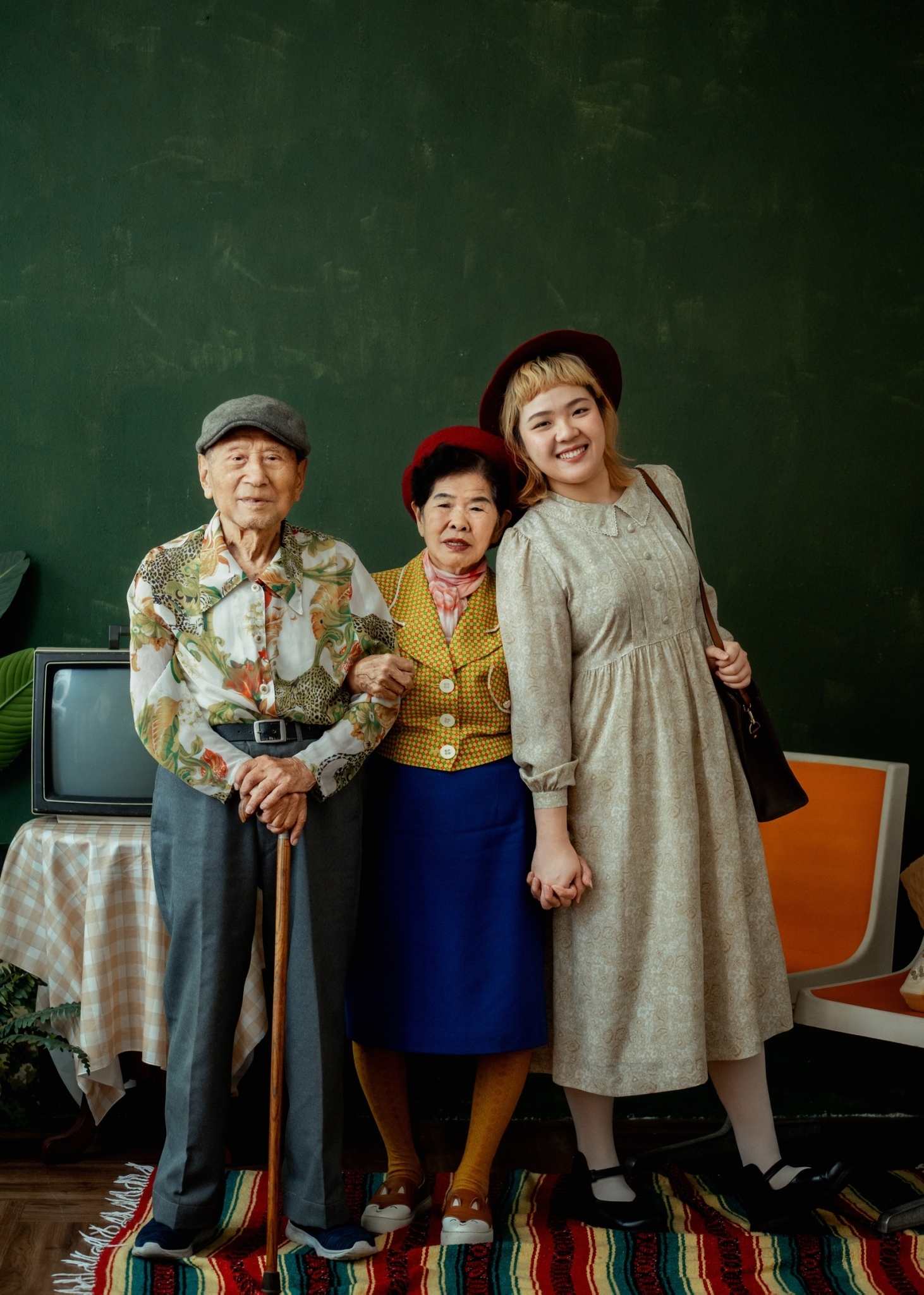 奶奶與堂妹的合照